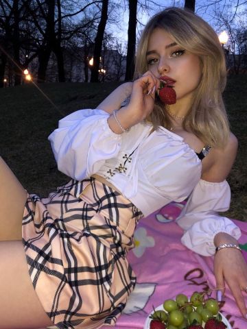 Ева